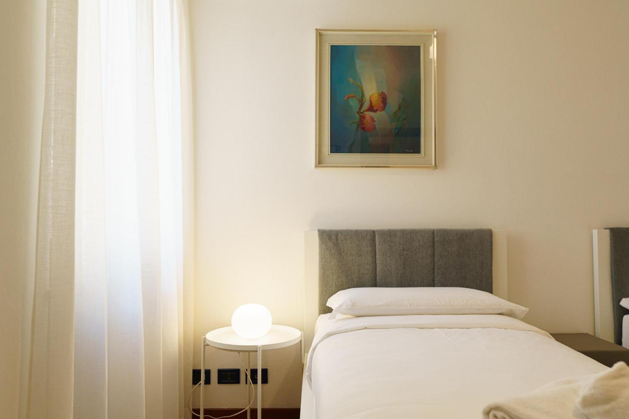 Domus Verona - Residenza Marconi Экстерьер фото